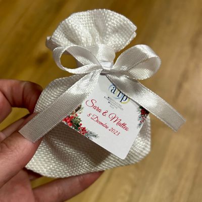 Bomboniera – sacchetto di confetti in juta bianco o canapa